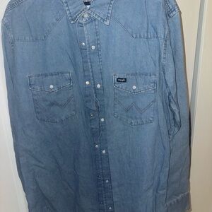 Wrangler Blue Casual Button Down Shirt